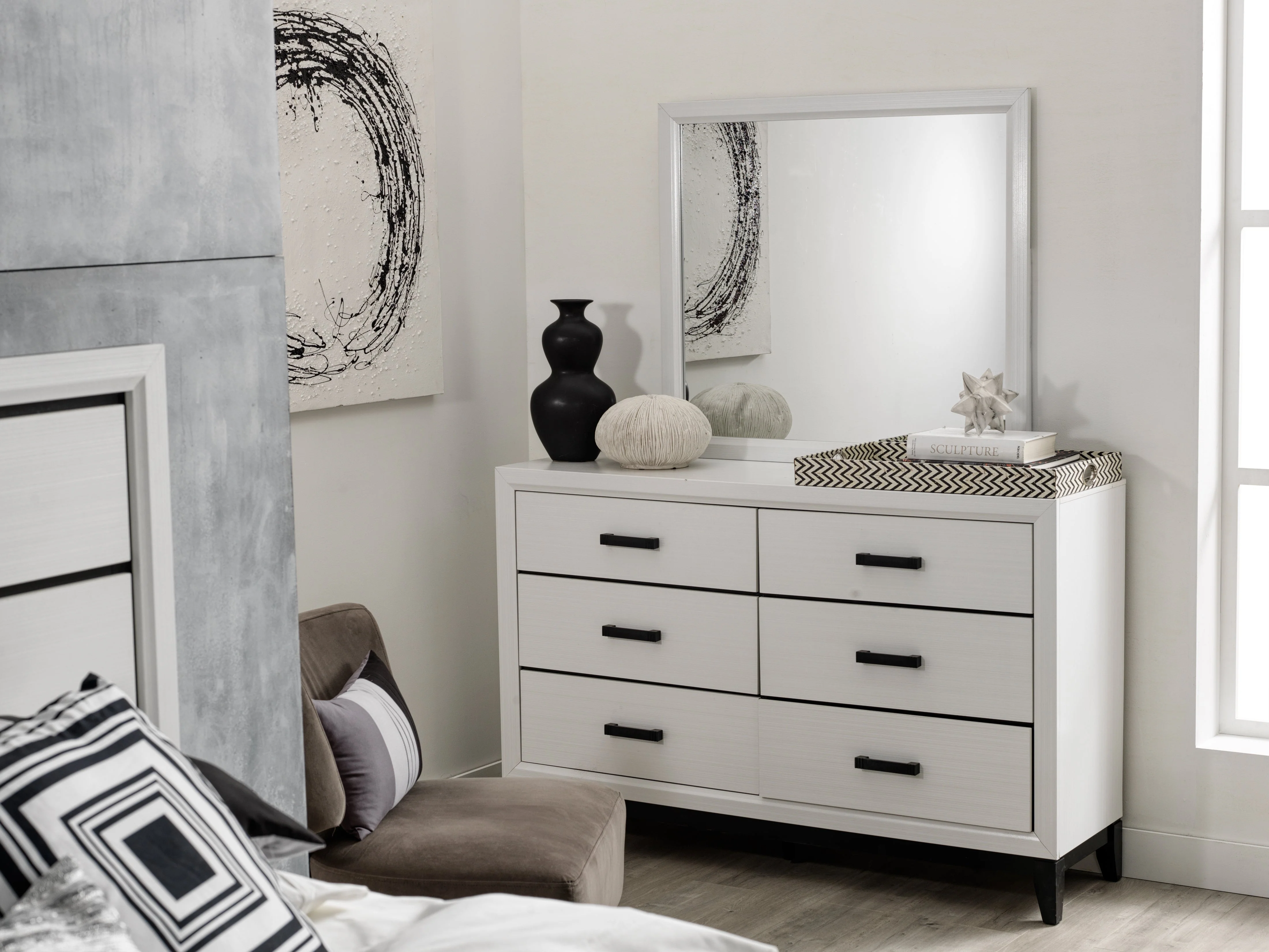Alive Dresser - White/Black - Image 4