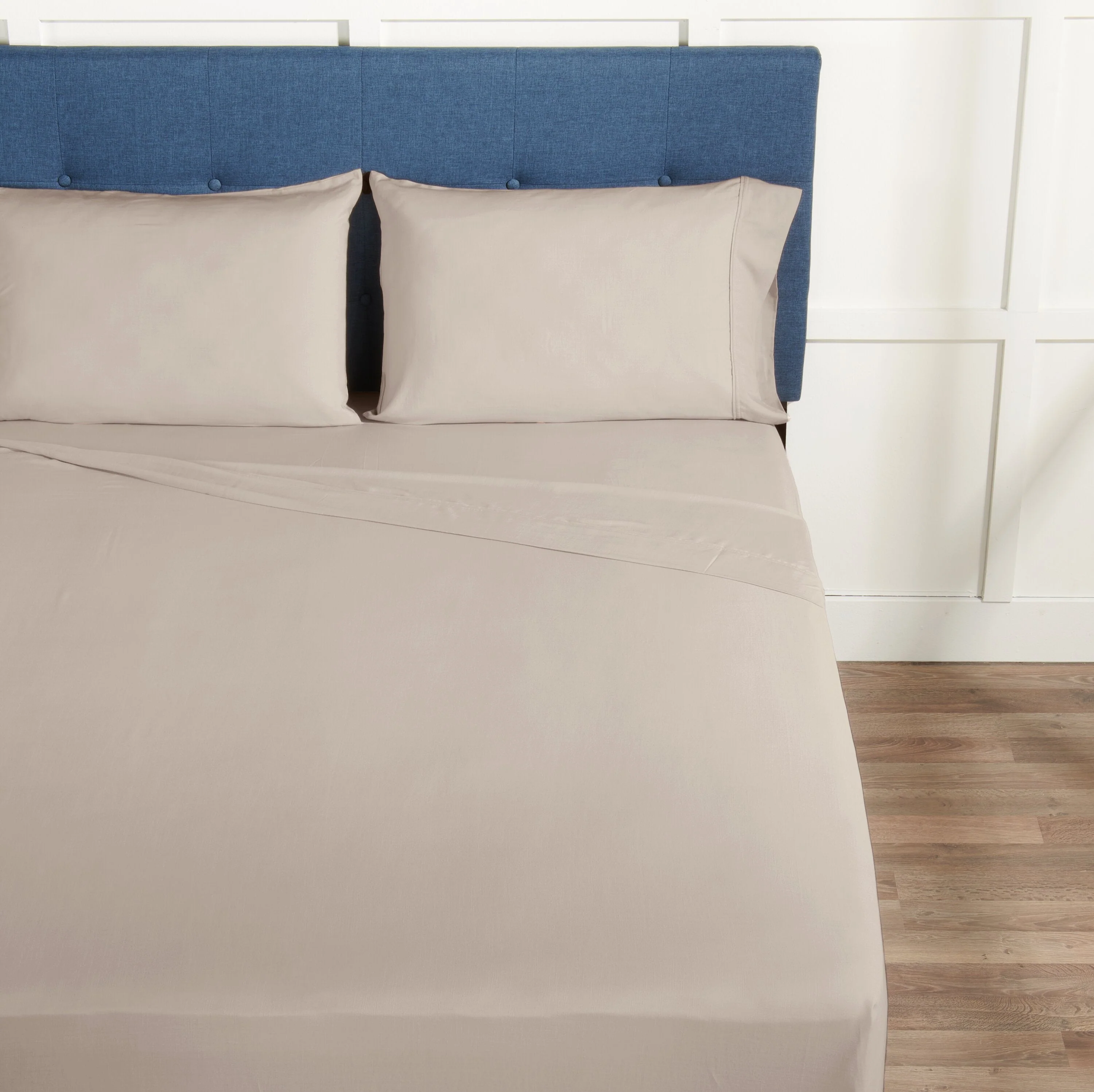 BEDGEAR Hyper-Linen™ Performance 4-Piece King Sheet Set - Beige - Image 3
