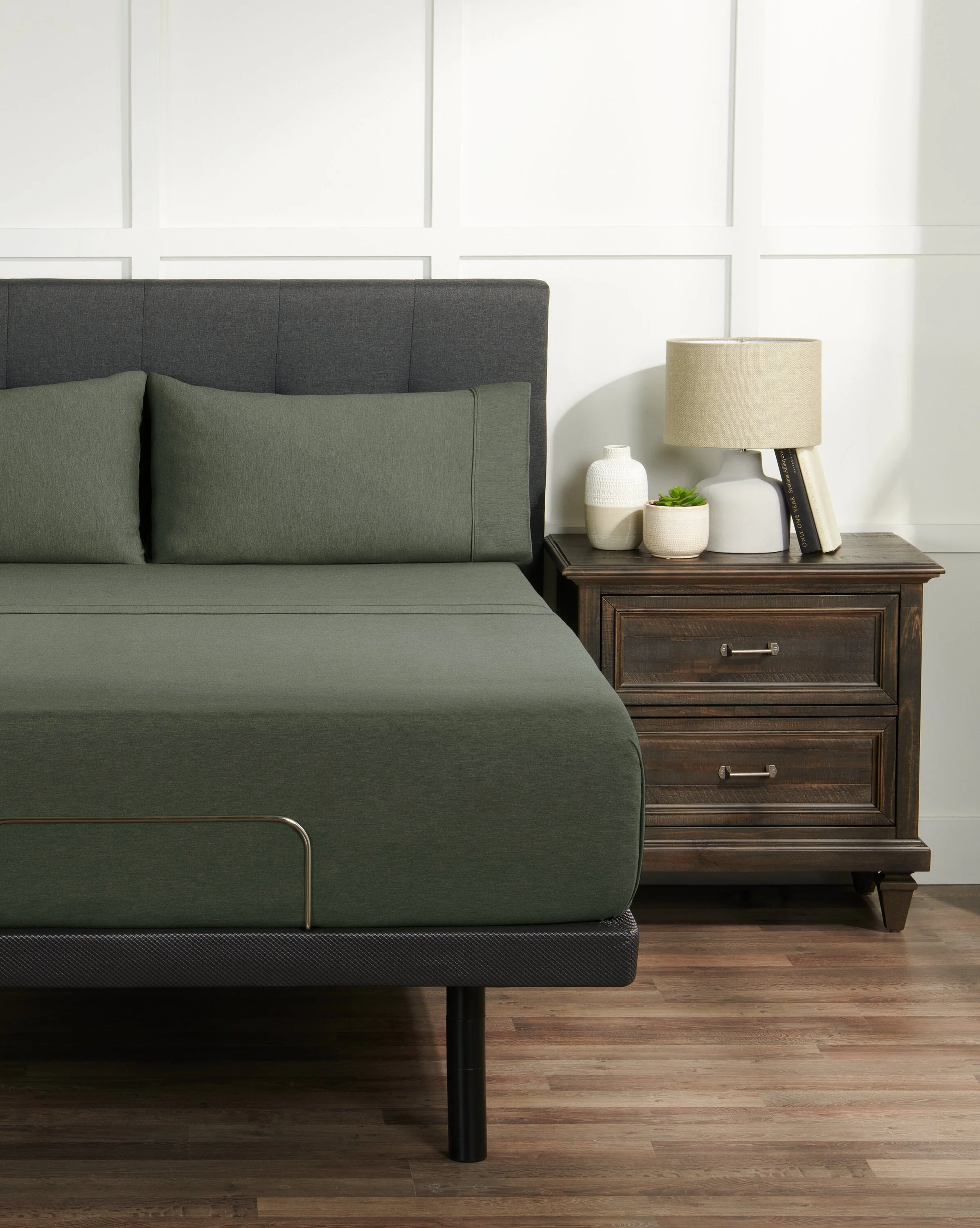 BEDGEAR Hyper-Wool™ Performance 4-Piece Queen Sheet Set - Forest Green - Image 2