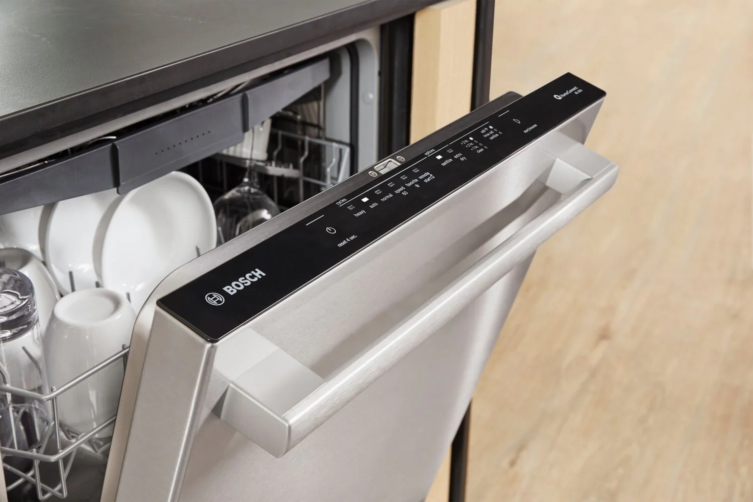 Bosch 100 Series Premium Smart Dishwasher with Third Rack - SHX5AEM5N - Image 5