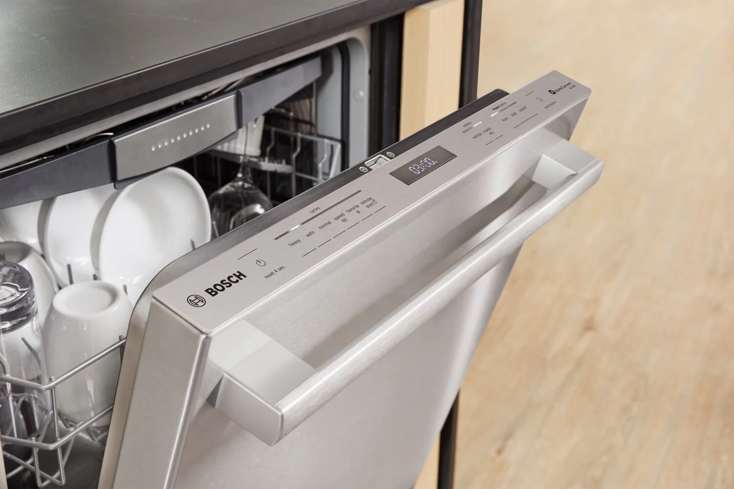 Bosch 800 Series Smart Dishwasher with CrystalDry™ and Third Rack - SHX78CM5N - Image 13