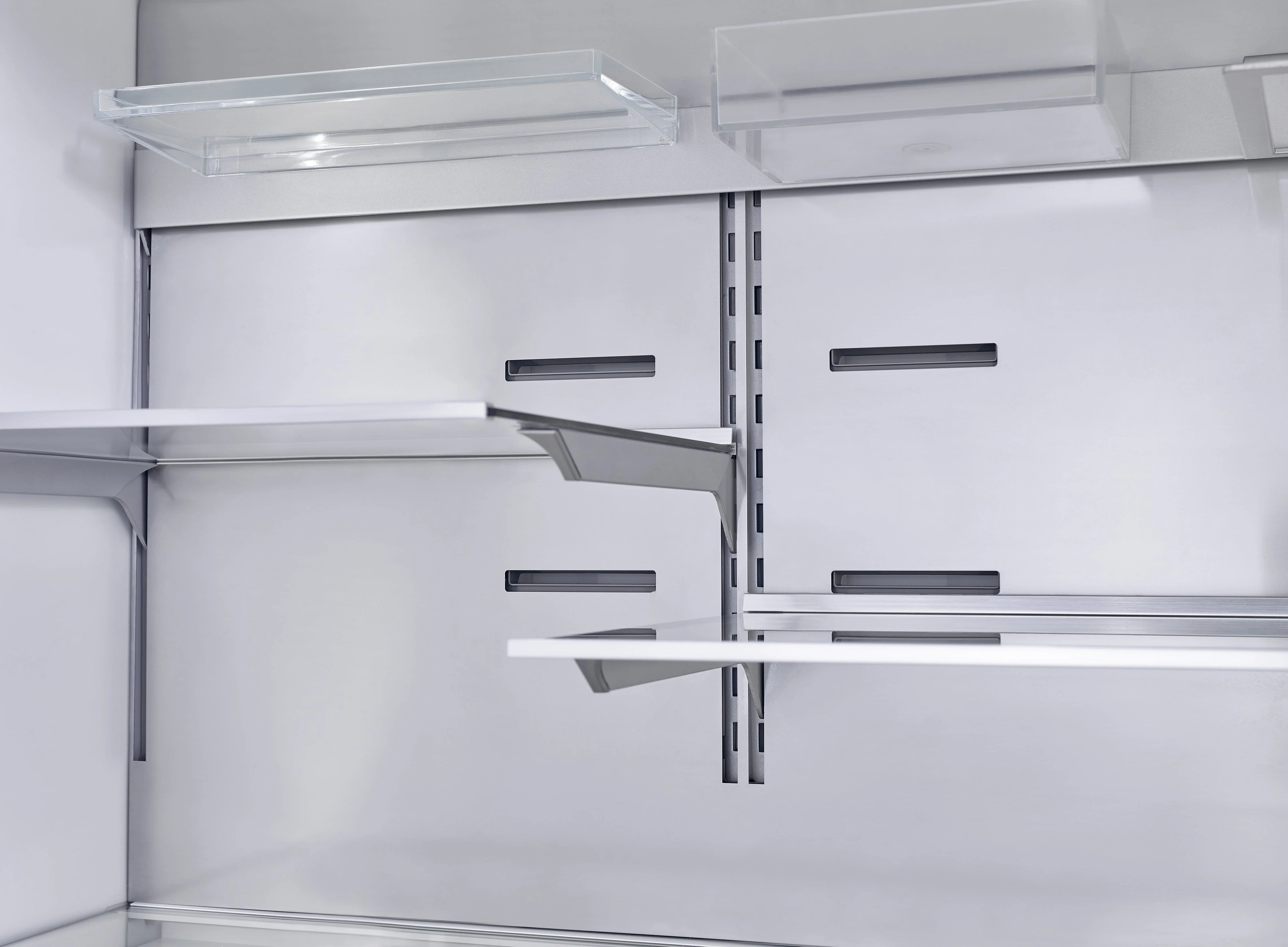 Bosch 800 Series Stainless Steel Counter-Depth 4 Door Refrigerator with Recessed Handle - (B36CL80ENS) - Image 3