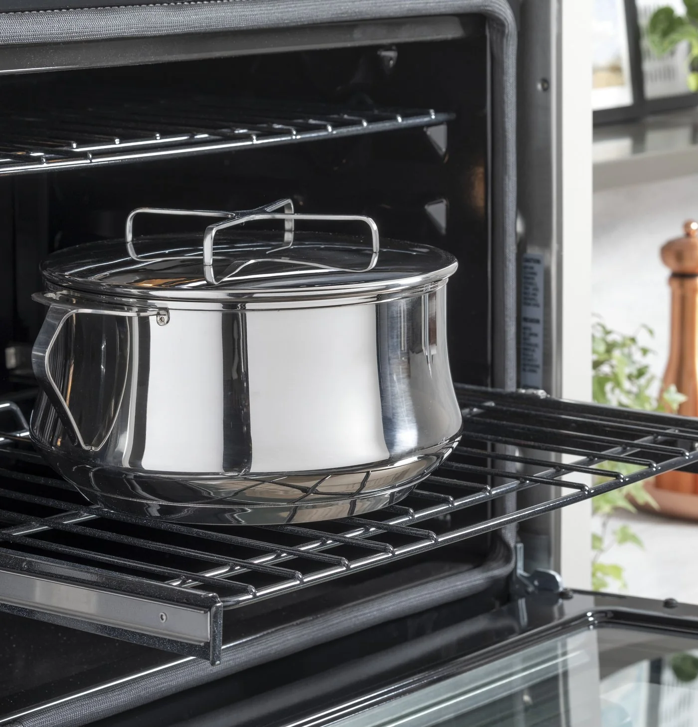 Café 5.0 Cu. Ft. Smart Wall Oven with Convection - CTS70DP2NS1 - Image 3