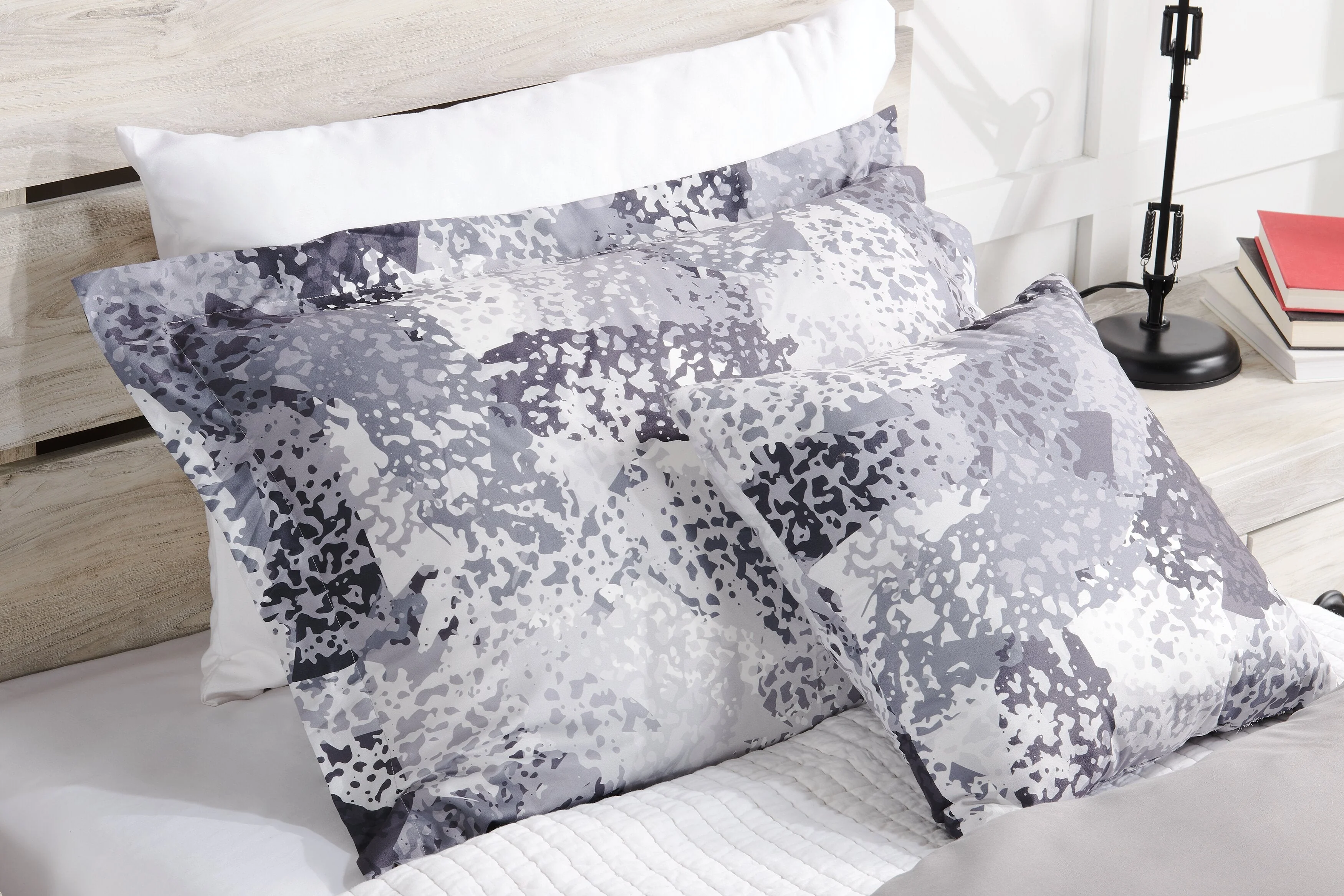 Caius 3-Piece Twin Comforter Set - Image 5