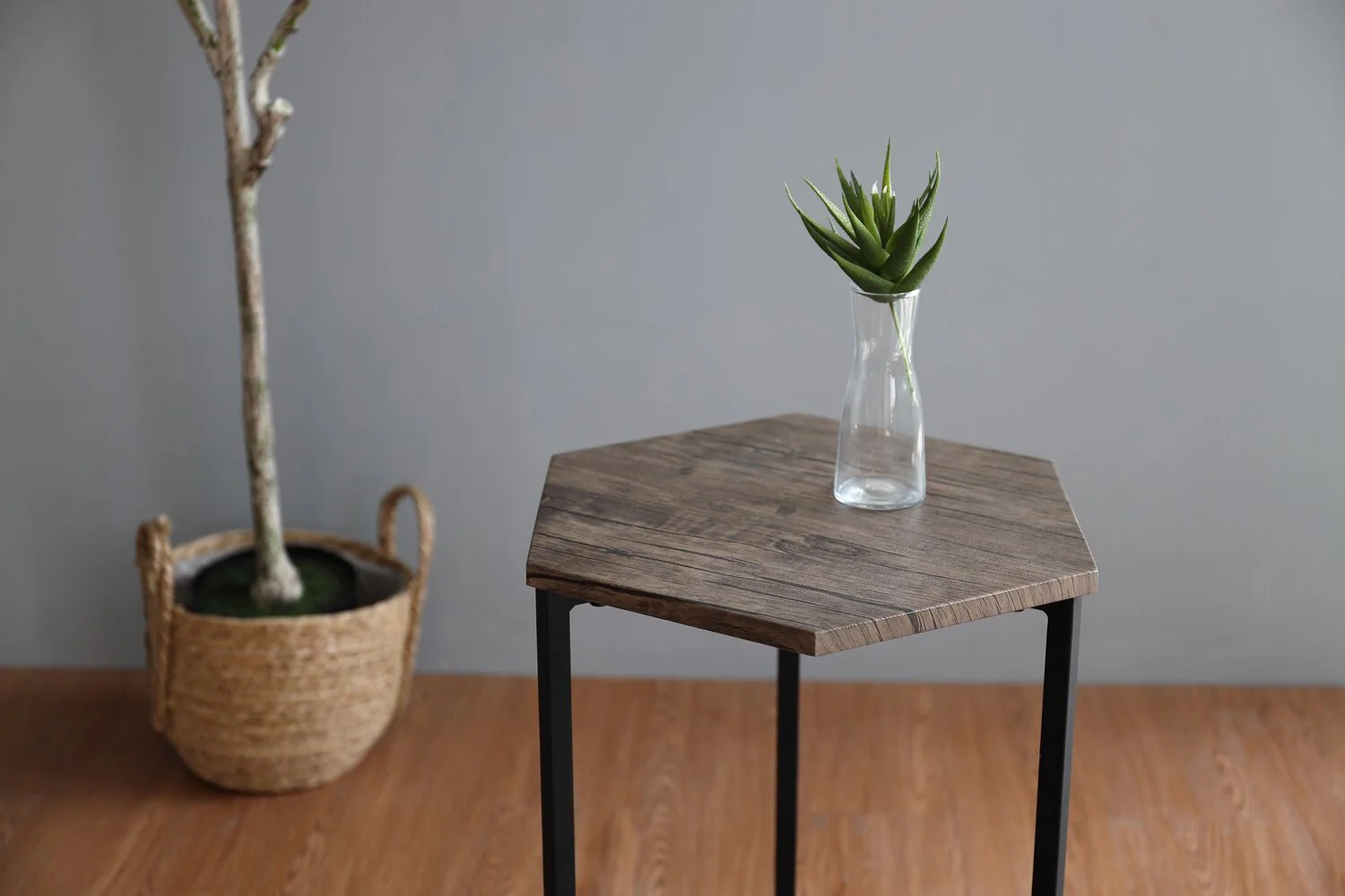 Floren 3-Piece Chairside Table Package - Brown - Image 6