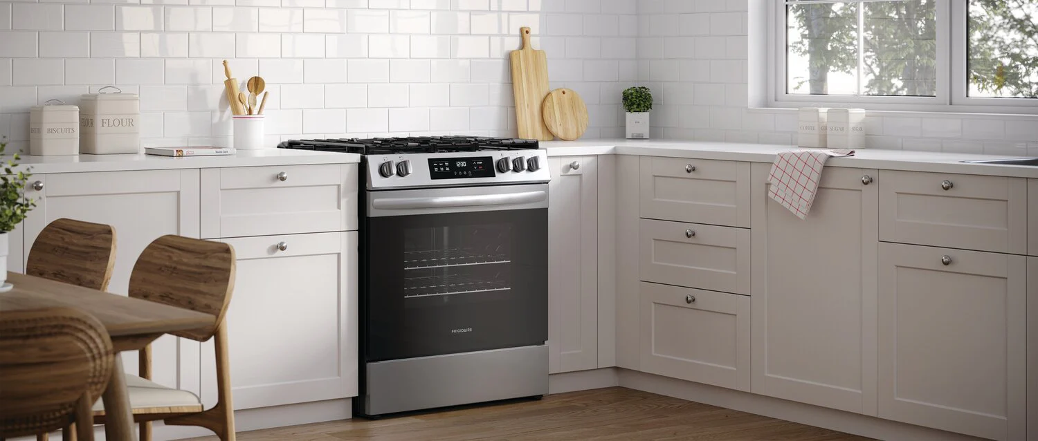 Frigidaire 5.1 Cu. Ft. Front-Control Gas Range with Quick Boil - FCFG3062AS - Image 5