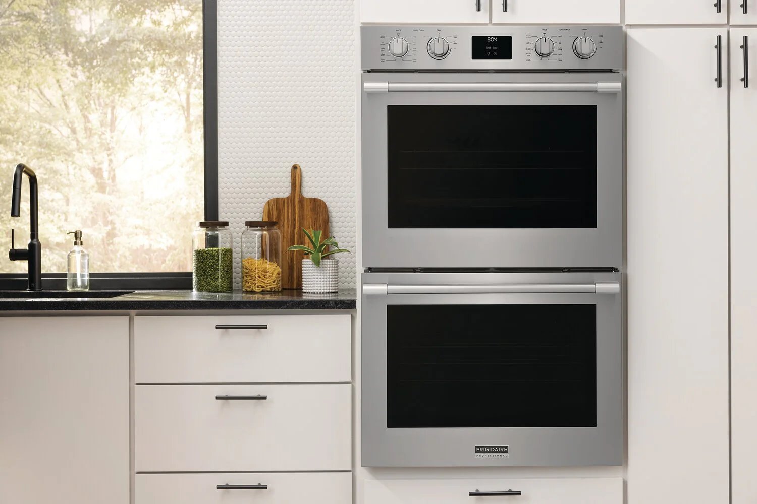 Frigidaire Professional 10.6 Cu. Ft. Double Electric Wall Oven - PCWD3080AF - Image 5