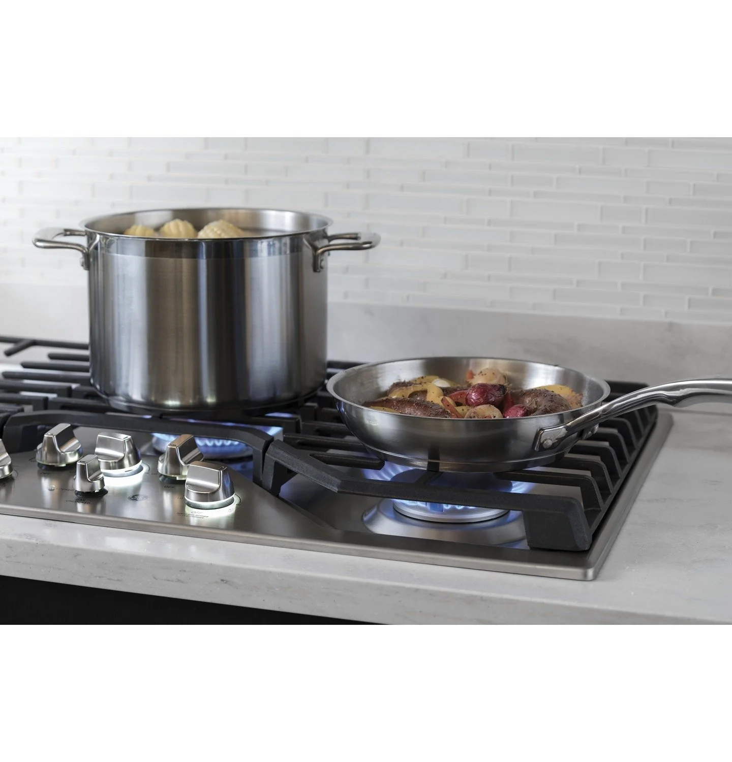 GE Profile™ Series 30" Built-In Gas Cooktop - PGP9030SLSS - Image 5