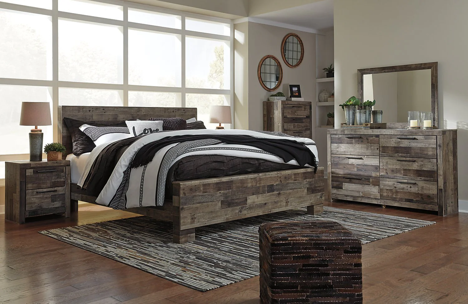 Henry King Headboard - Image 4