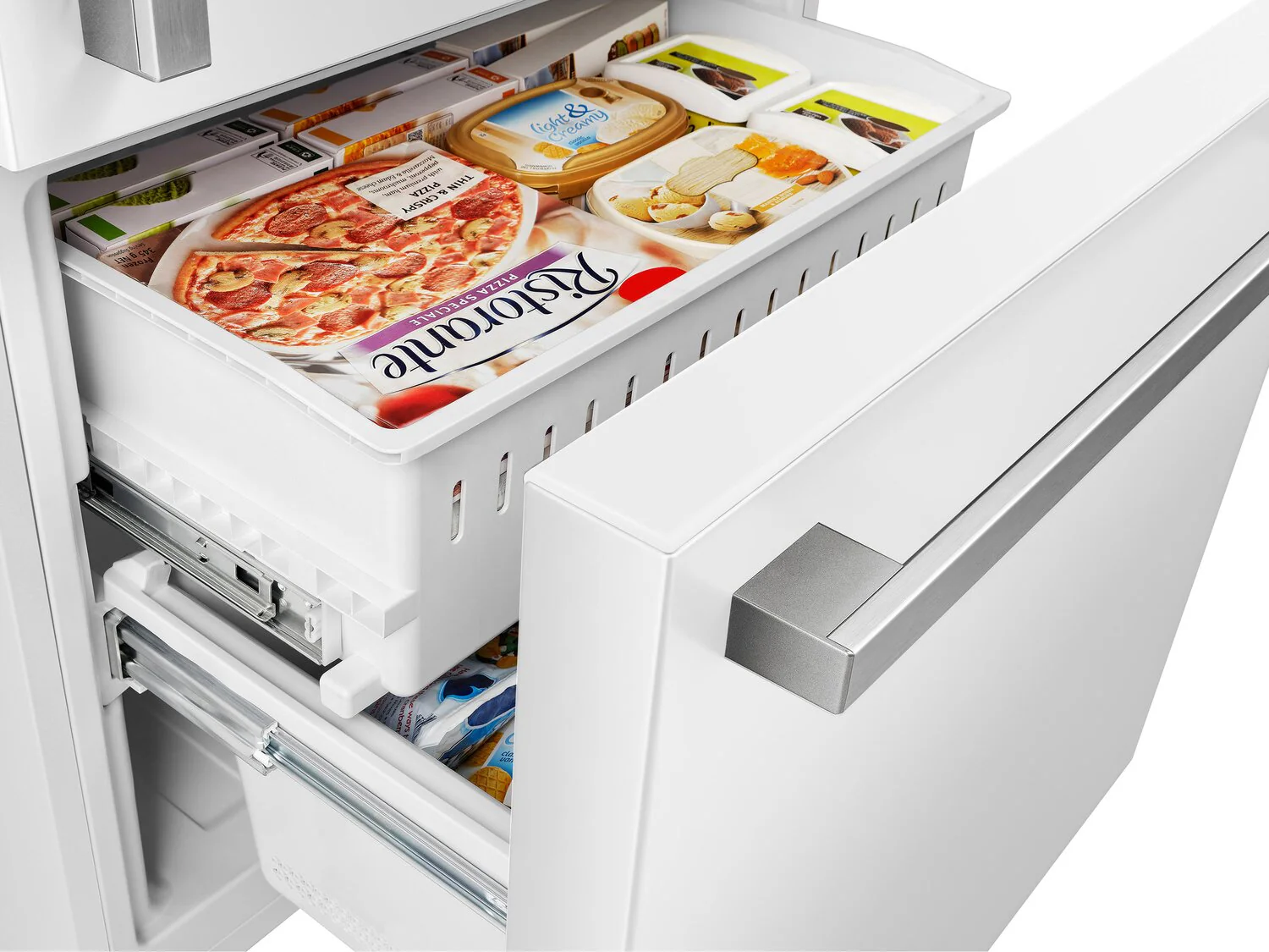 Hisense 17 Cu. Ft. Counter-Depth Bottom-Mount Refrigerator - RB17A2CWE - Image 7