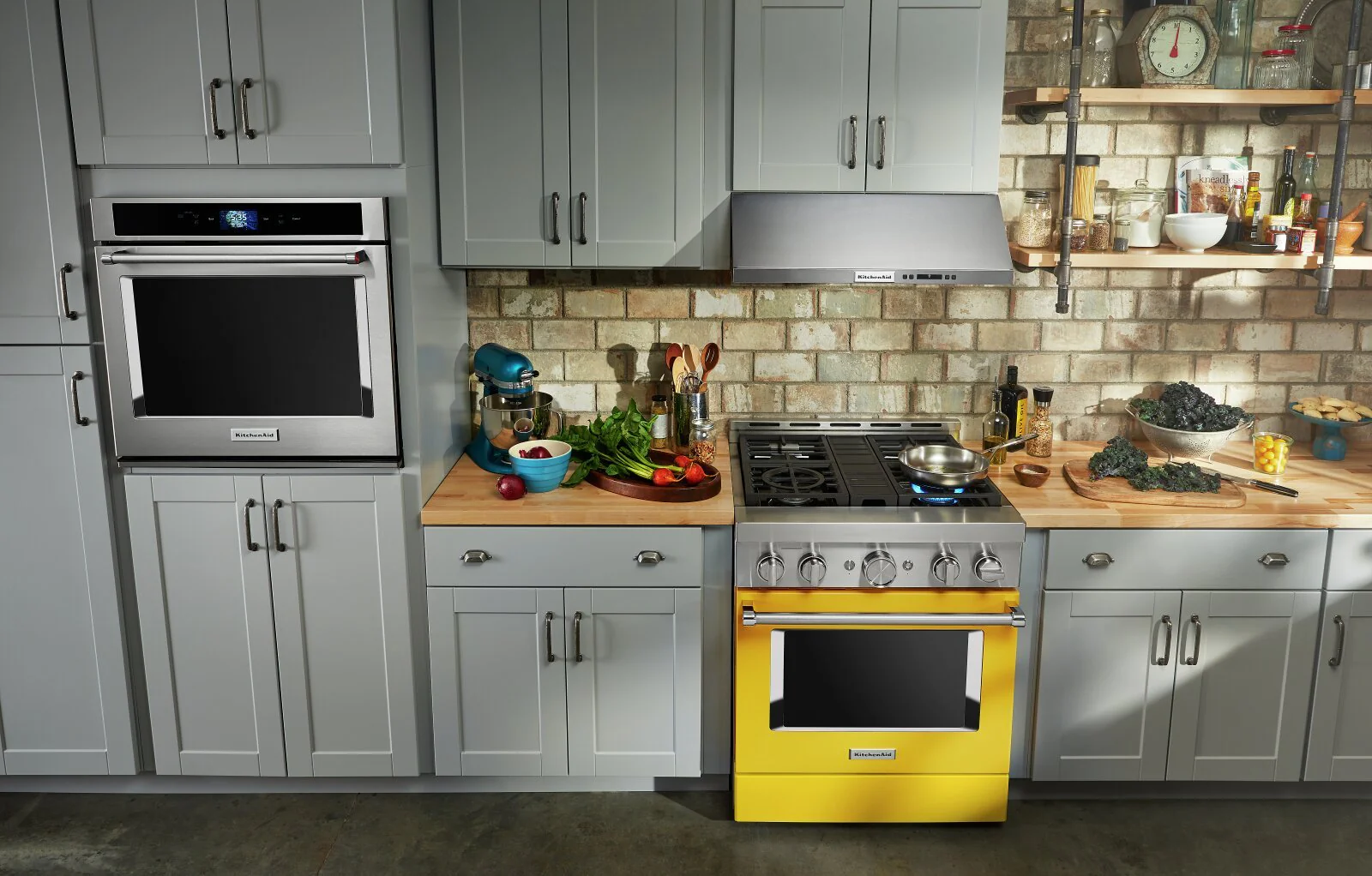 KitchenAid 30'' Smart Commercial-Style Gas Range - KFGC500JYP - Image 3