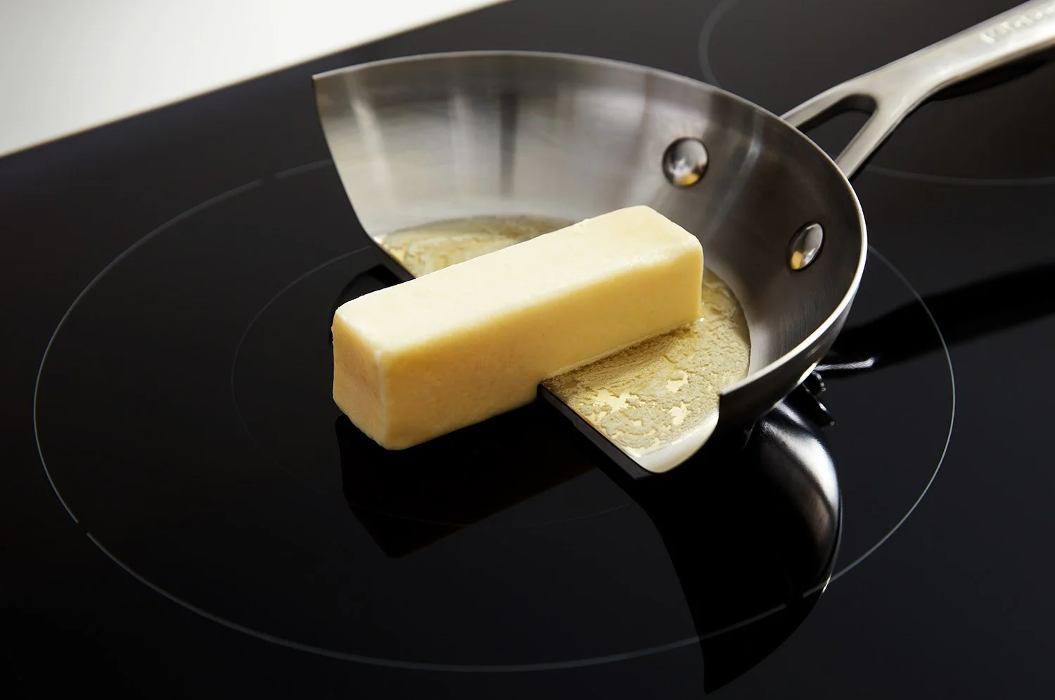 KitchenAid Stainless Steel Induction Slide-In Range with Air Fry (6.40 Cu Ft) - KSIS730PSS - Image 7