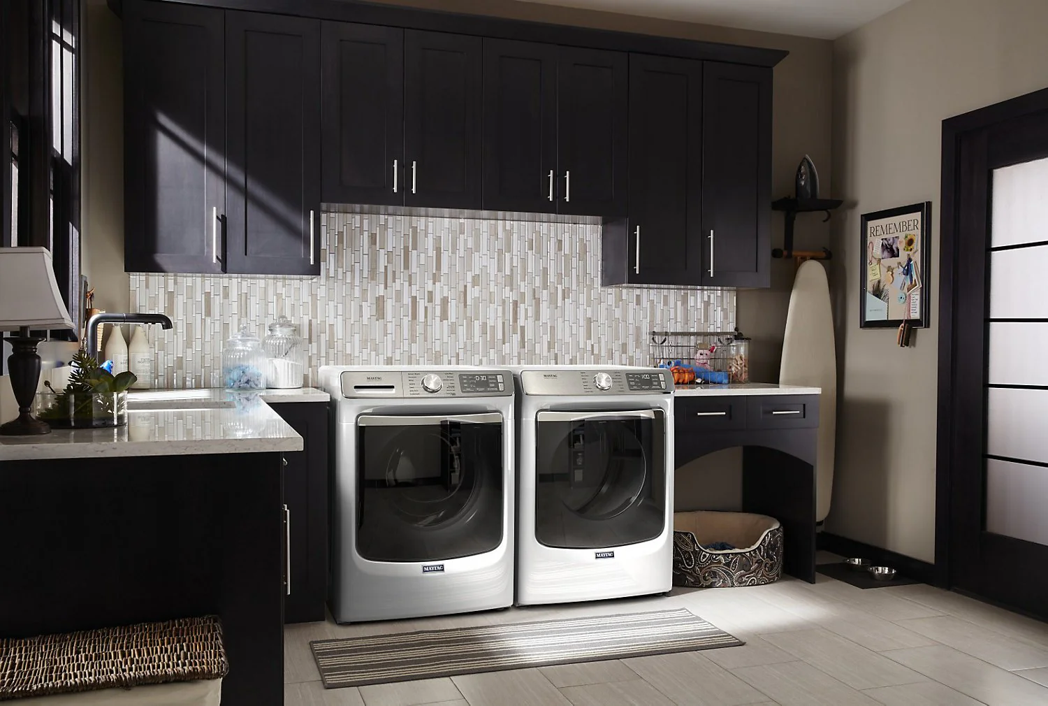 Maytag 5.8 Cu. Ft. Smart Front-Load Washer with Extra Power - MHW8630HW - Image 2
