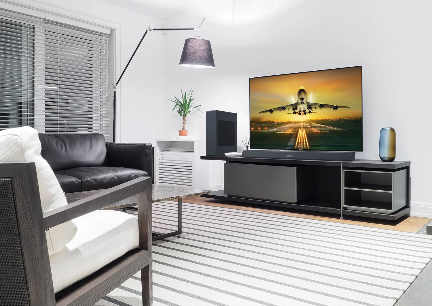 Philips 2.1-Channel Soundbar with Wireless Subwoofer - Image 7