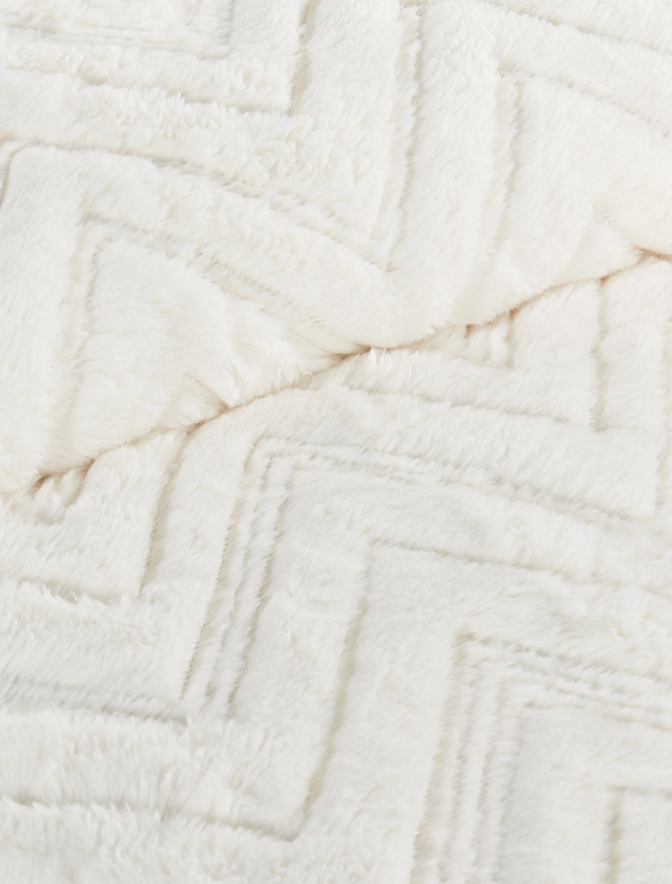 Roman 3-Piece King Comforter Set - White - Image 6