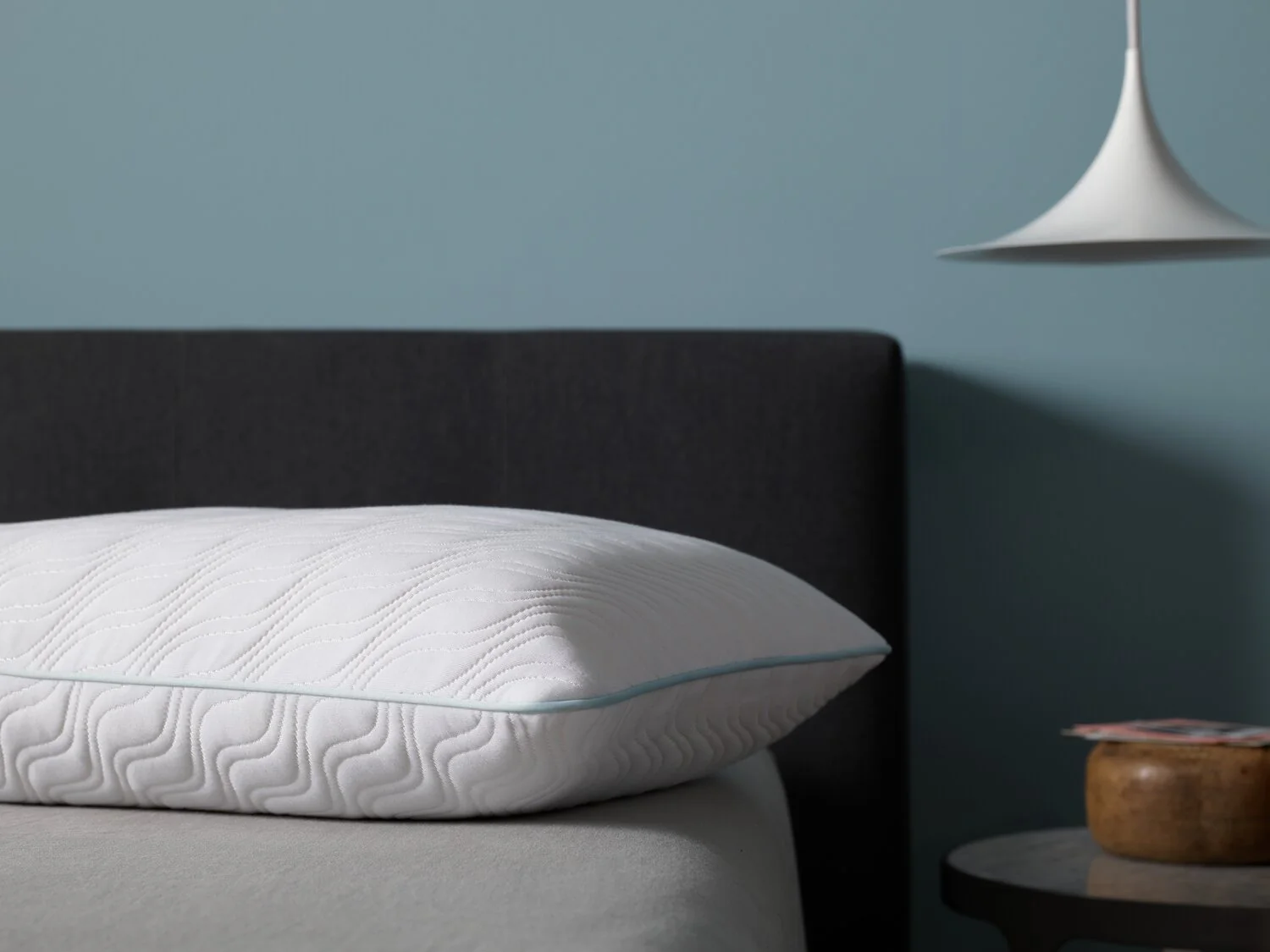 TEMPUR®-Align ProLo Queen Pillow - Stomach/Back Sleeper - Image 4