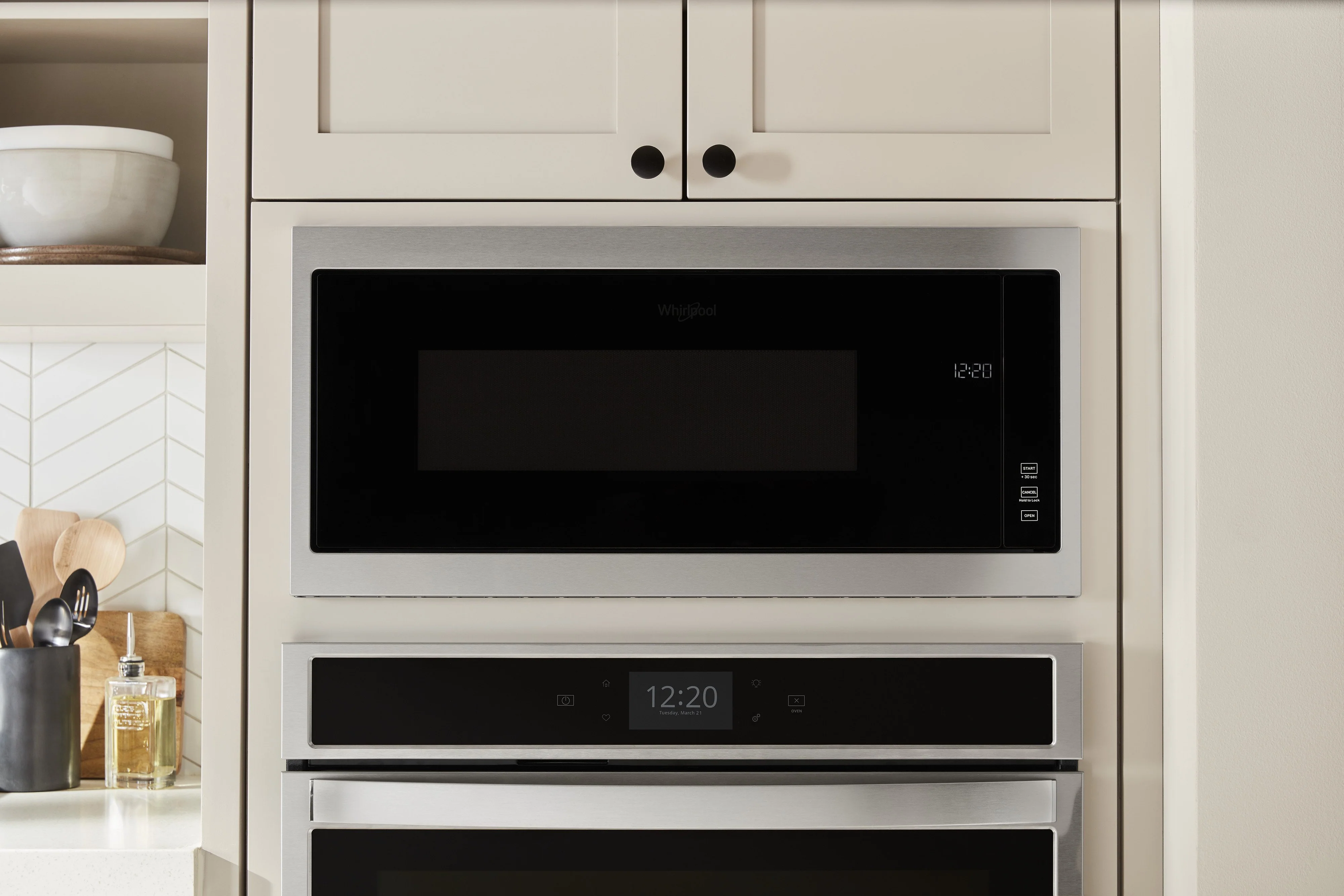 Whirlpool 1.1 Cu. Ft. Built-In Microwave with Slim Trim Kit - YWMT50011KS - Image 6