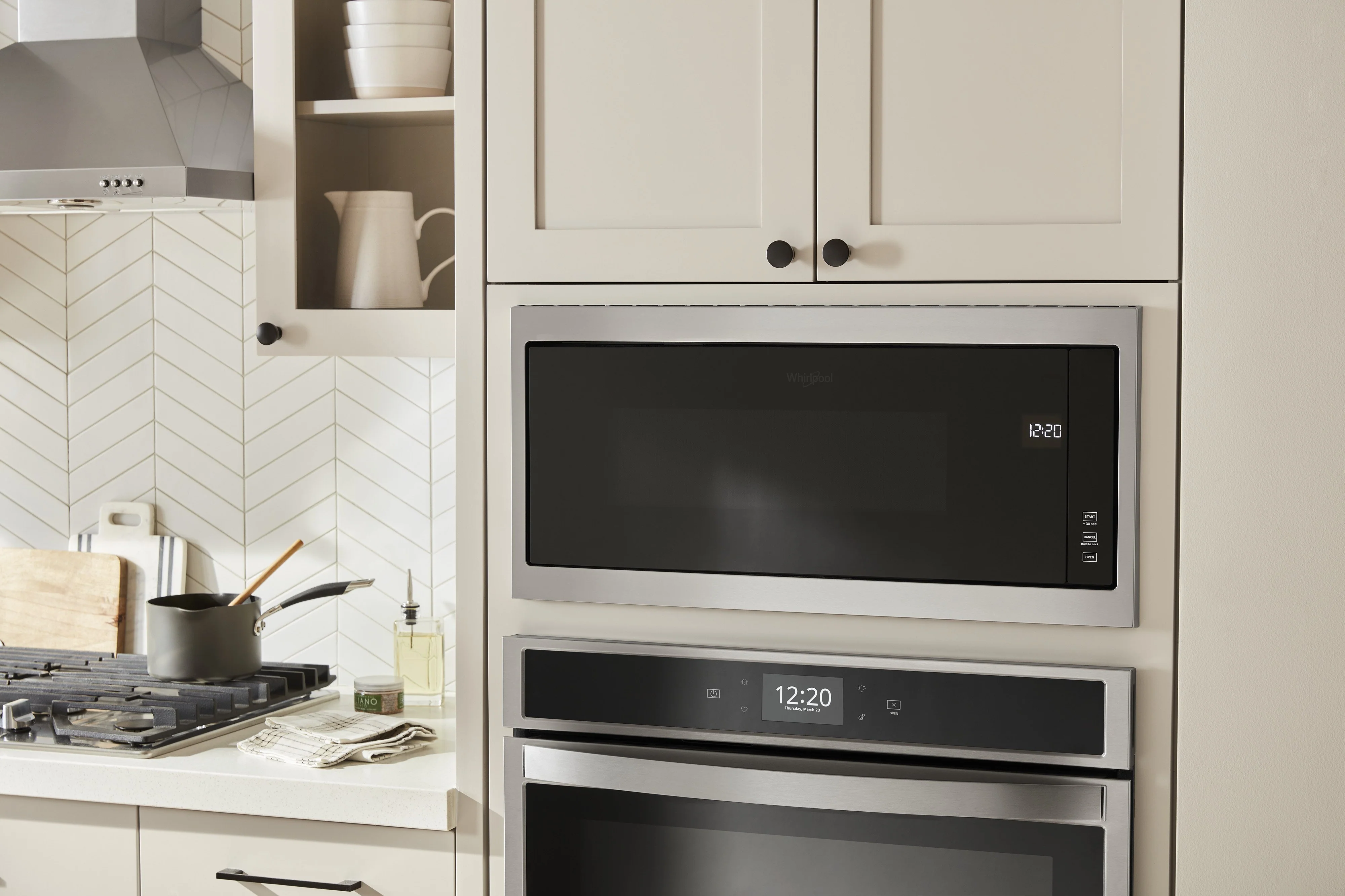 Whirlpool 1.1 Cu. Ft. Built-In Microwave with Slim Trim Kit - YWMT50011KS - Image 8