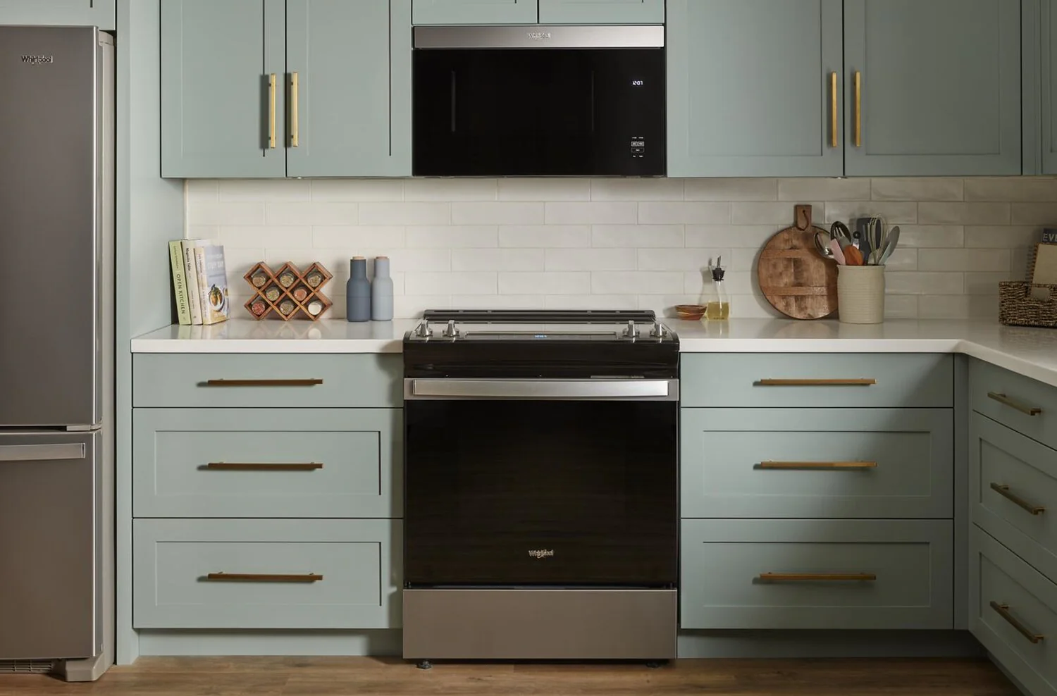 Whirlpool 1.1 Cu. Ft. Flush-Mount Over-the-Range Microwave - YWMMF5930PZ - Image 8