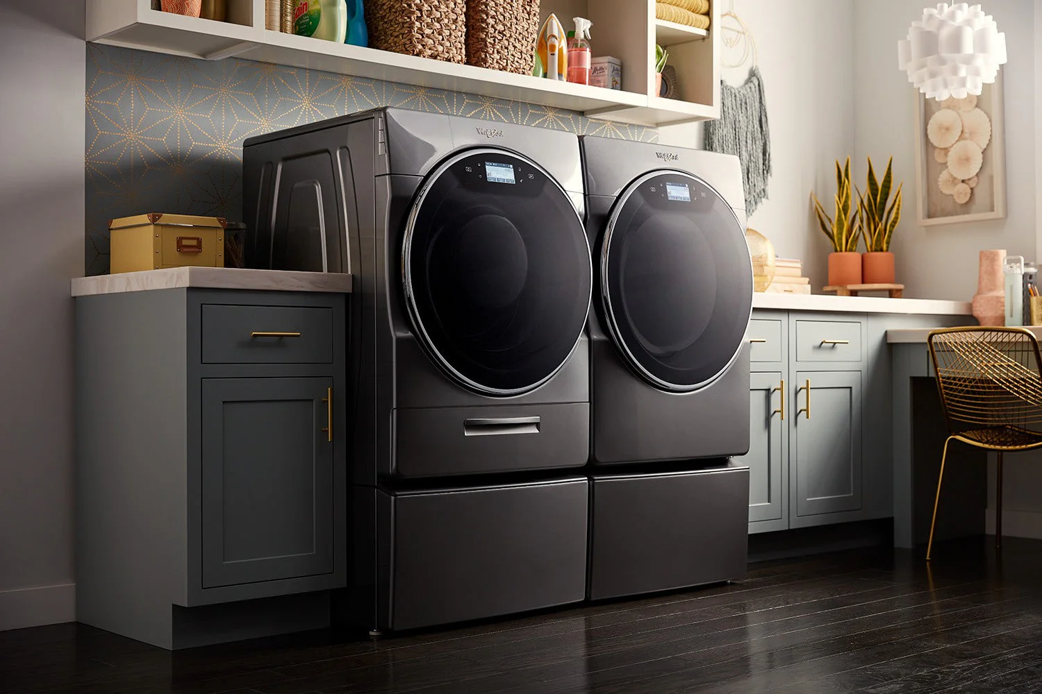 Whirlpool Chrome Shadow Front-Load Washer (5.8 cu. ft.) & Electric Dryer (7.4 cu. ft.) - WFW9620HC/YWED9620HC - Image 7
